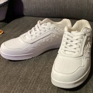 True religion Men’s Jones Court Emboss Sneakers Shoes, White Size 10